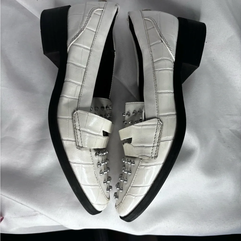 Circus by Sam Edelman White Loafers with Silver‎ Accents